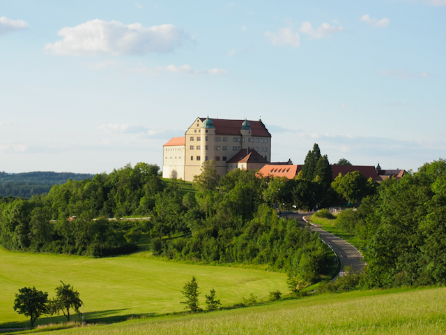 Schloß Kapfenburg